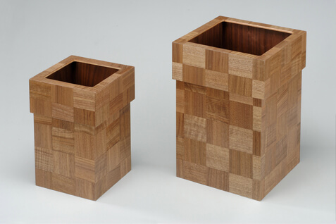 Japanese Style Checkered Wooden Wastebasket (3568)